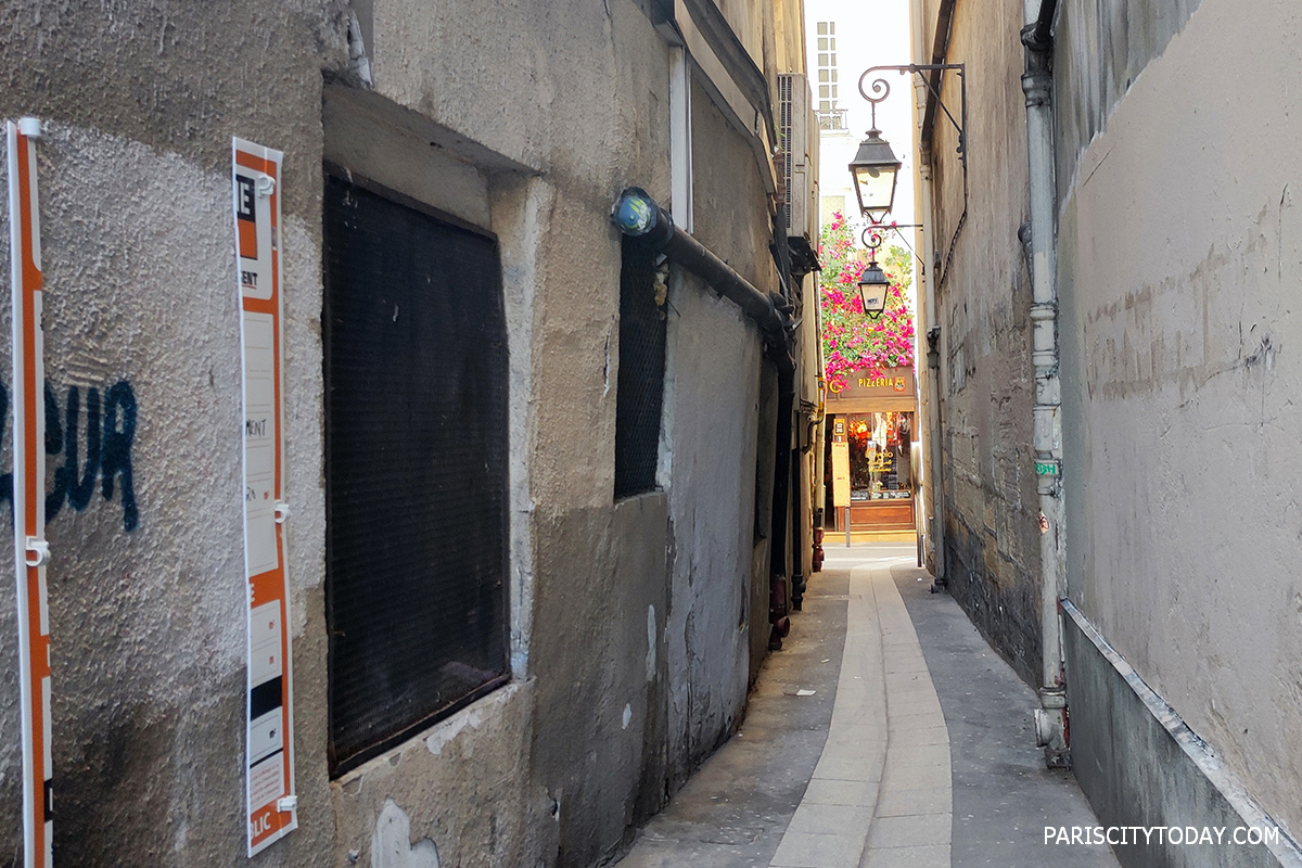 Rue du Chat-qui-Pêche, Paris