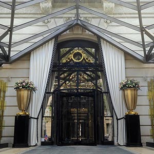 luxury hotels in Paris