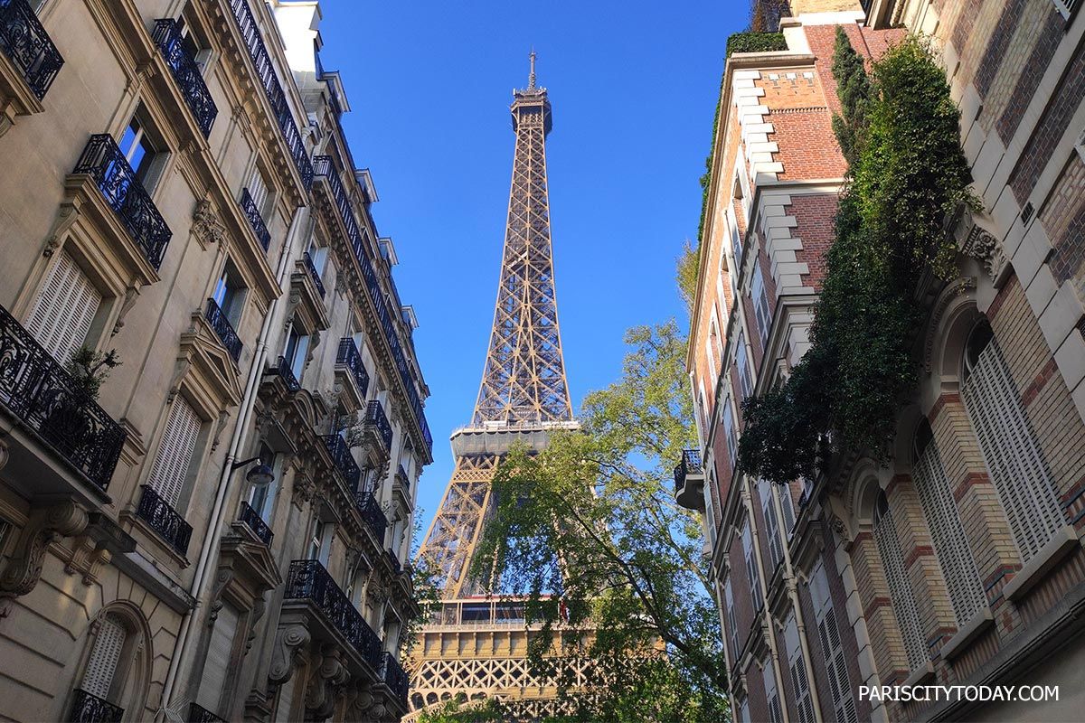 Best Hotels with Eiffel Tower View