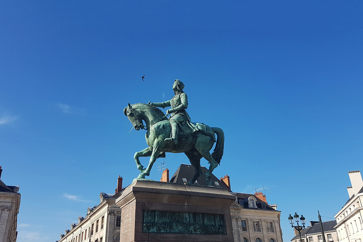 Day trip to Orleans from Paris - Statue of Jeanne d'Arc in Orléans
